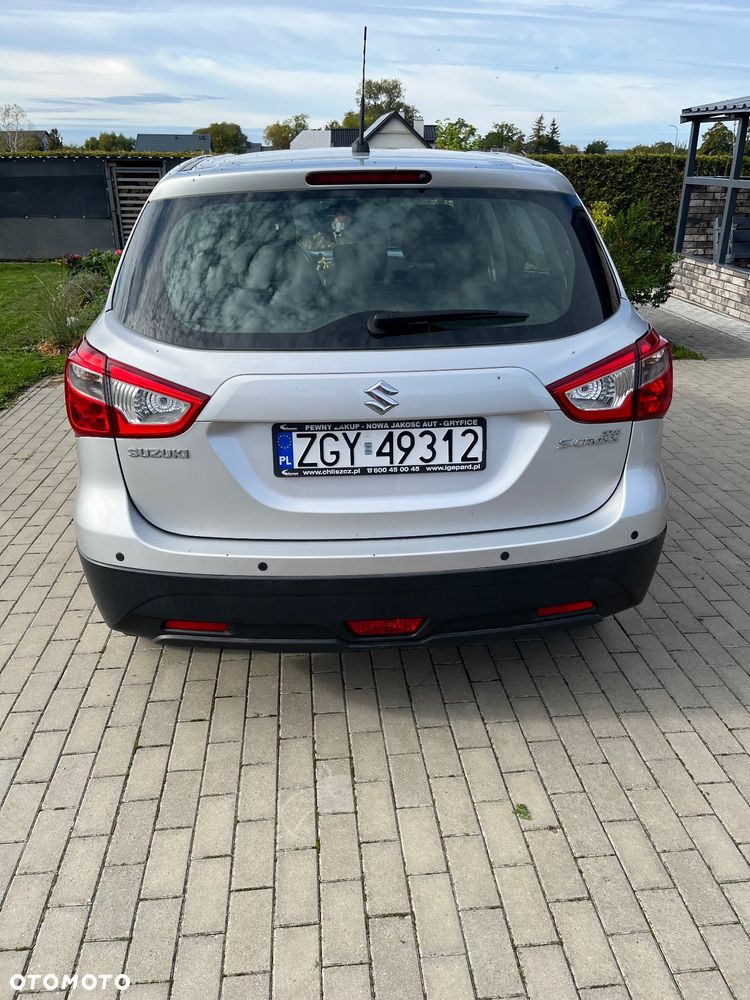 Suzuki SX4 - 4