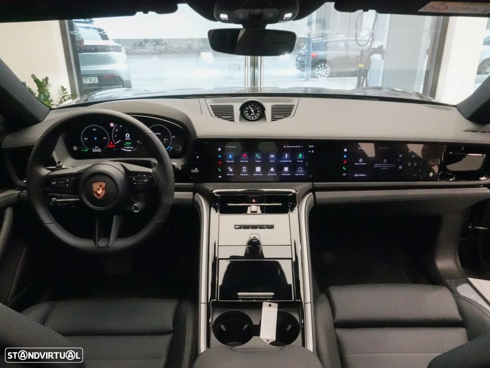 Porsche Panamera - 26