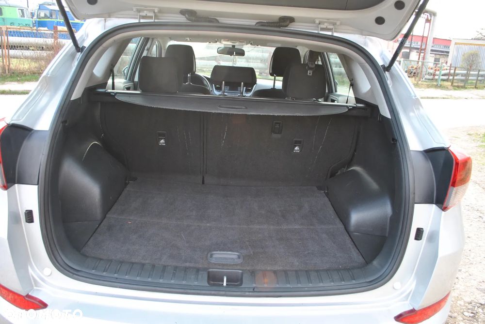 Hyundai Tucson blue 1.7 CRDi 2WD Classic - 17