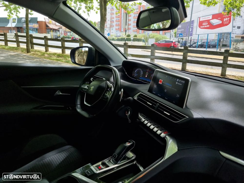 Peugeot 5008 PureTech 130 EAT8 Stop & Start Active Pack - 26