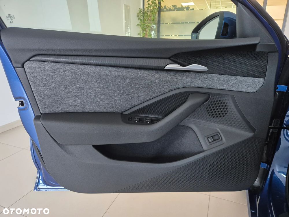 Skoda Superb 2.0 TSI Selection DSG - 16