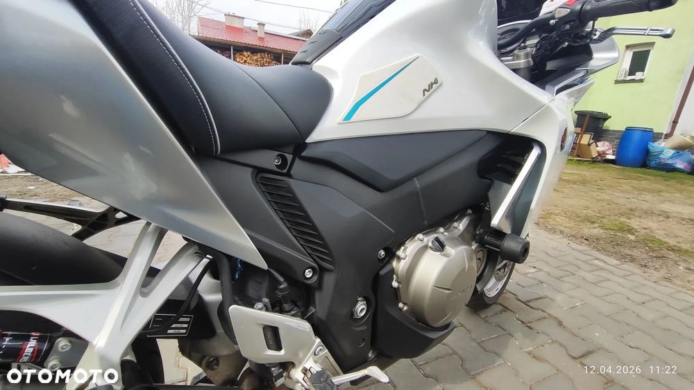 Honda VFR - 3