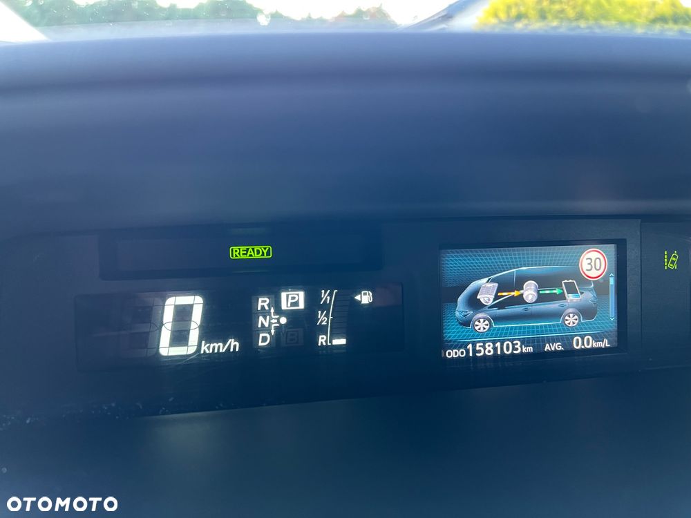 Toyota Prius+ (Hybrid) Comfort - 26