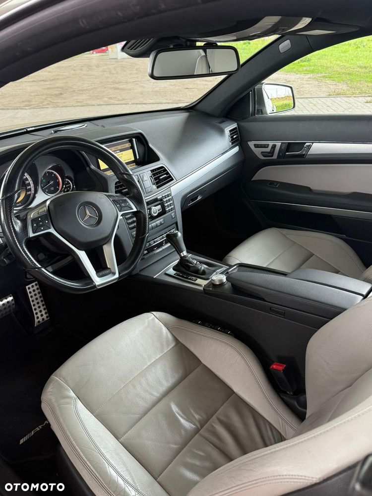 Mercedes-Benz Klasa E 350 CDI DPF BlueEFFICIENCY 7G-TRONIC Avantgarde - 14