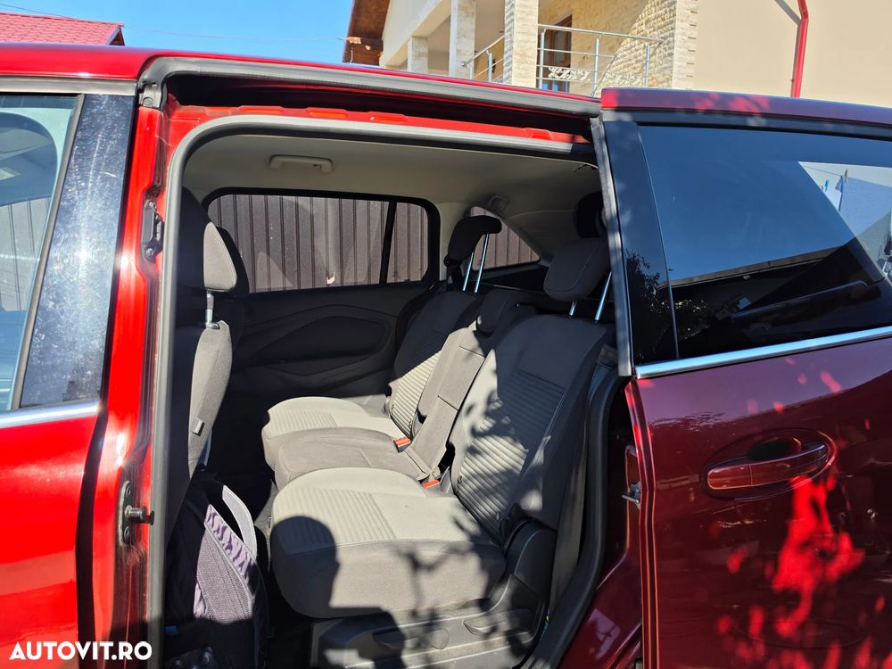 Ford Grand C-Max - 9