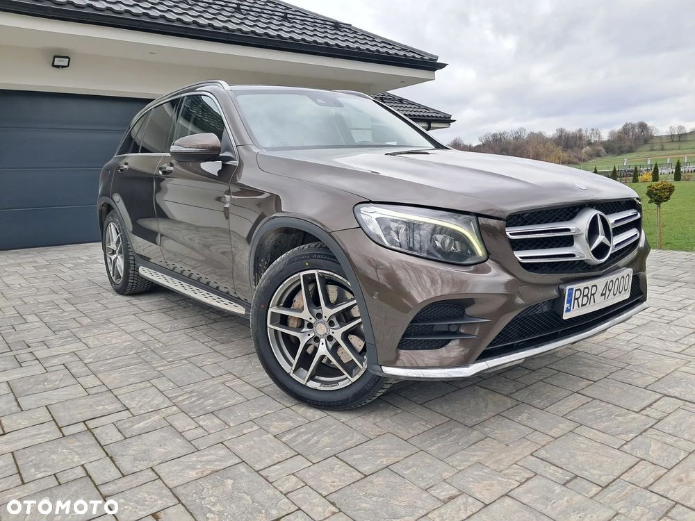 Mercedes-Benz GLC 250 4Matic 9G-TRONIC AMG Line - 17