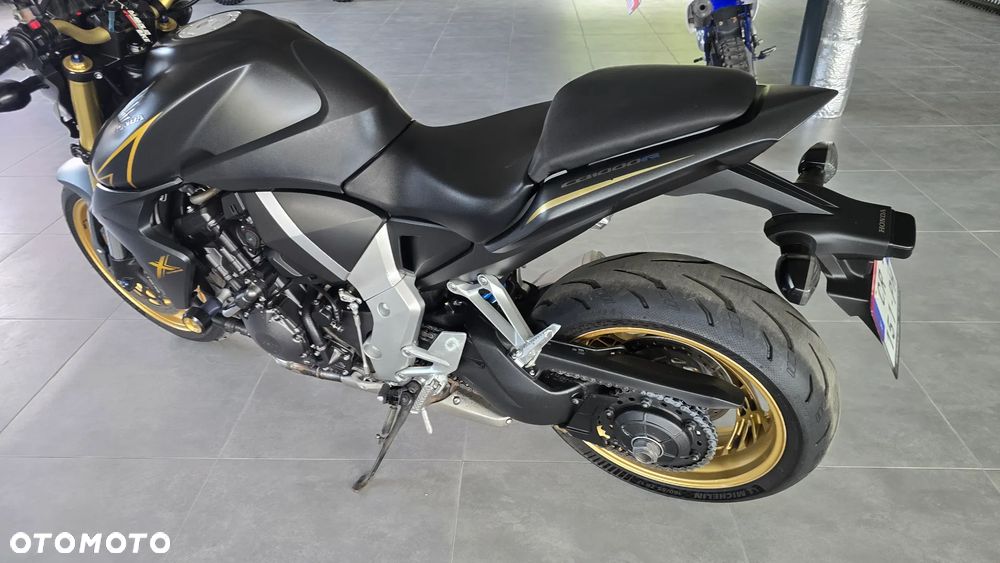 Honda CB - 20