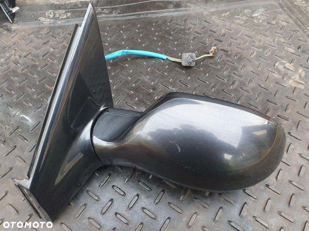 Citroen C5 I  LIFT Lusterko lewe 7 PIN EUROPA  E2010913 - 2