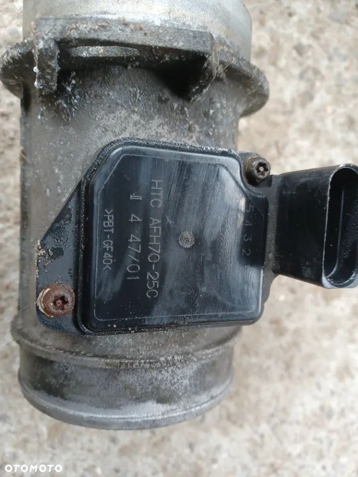 PRZEPŁYWOMIERZ 059906161 AUDI A4 A6 VW PASSAT 2.5 TDI 2.7 3.0 - 7