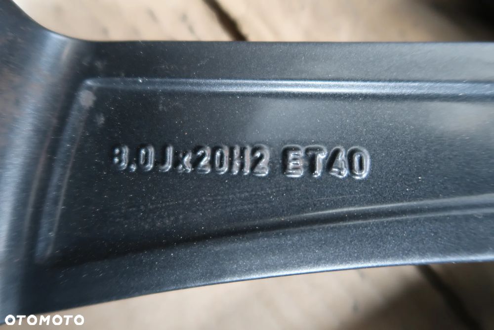 C15 FELGA ALUMINIOWA VW 3G8601025D 8X20ET40 - 7