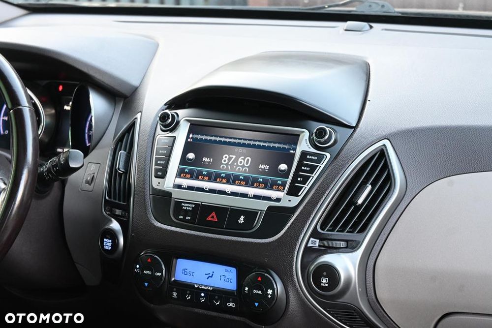 Hyundai ix35 blue 1.6 2WD Finale Gold - 32