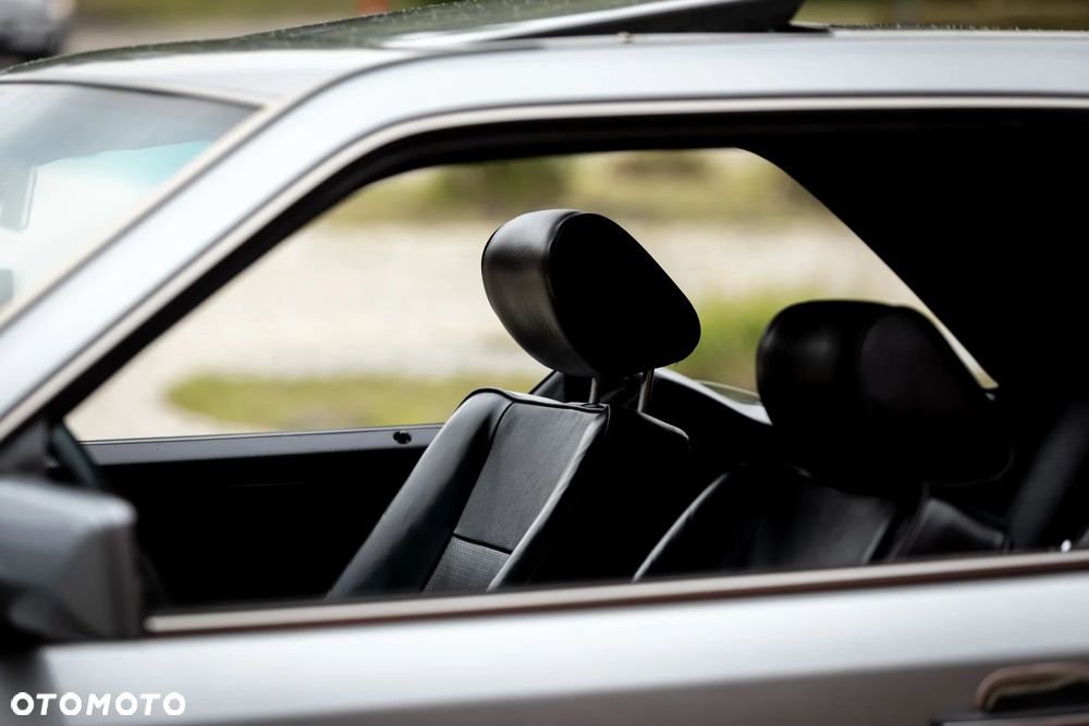 Mercedes-Benz W124 (1984-1993) - 10