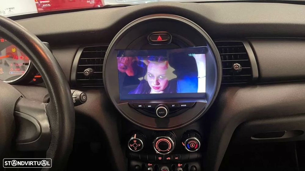 MINI 3 Portas One D - 22