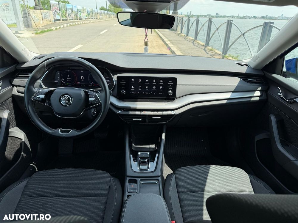 Skoda Octavia 2.0 TDI DSG Ambition - 12