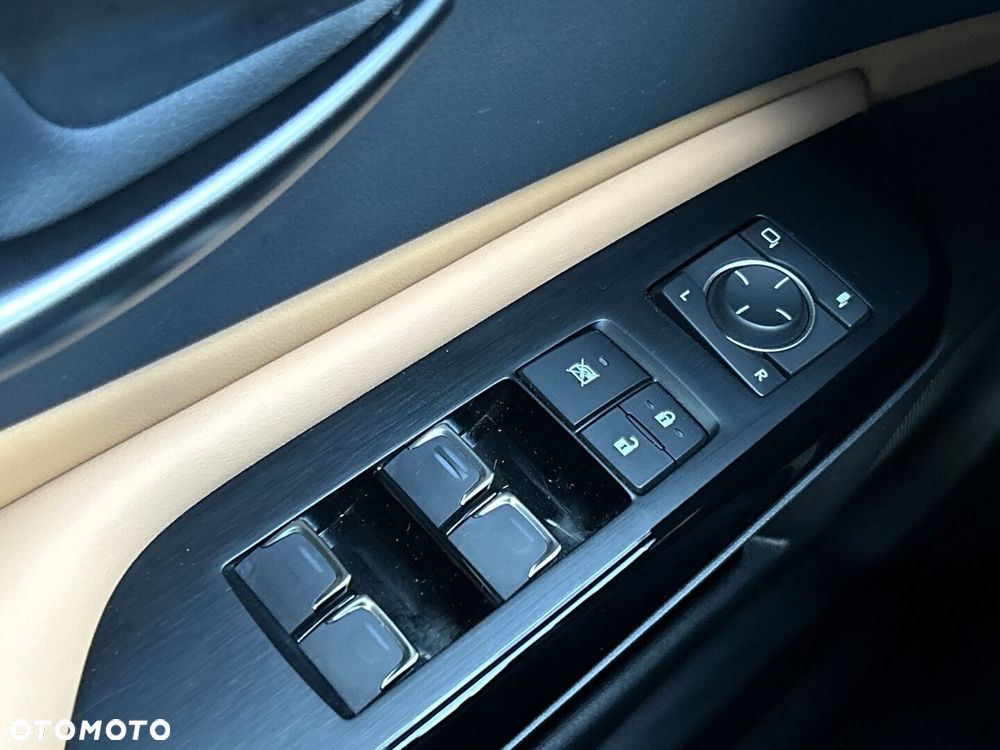 Lexus ES 300h Business Edition - 30