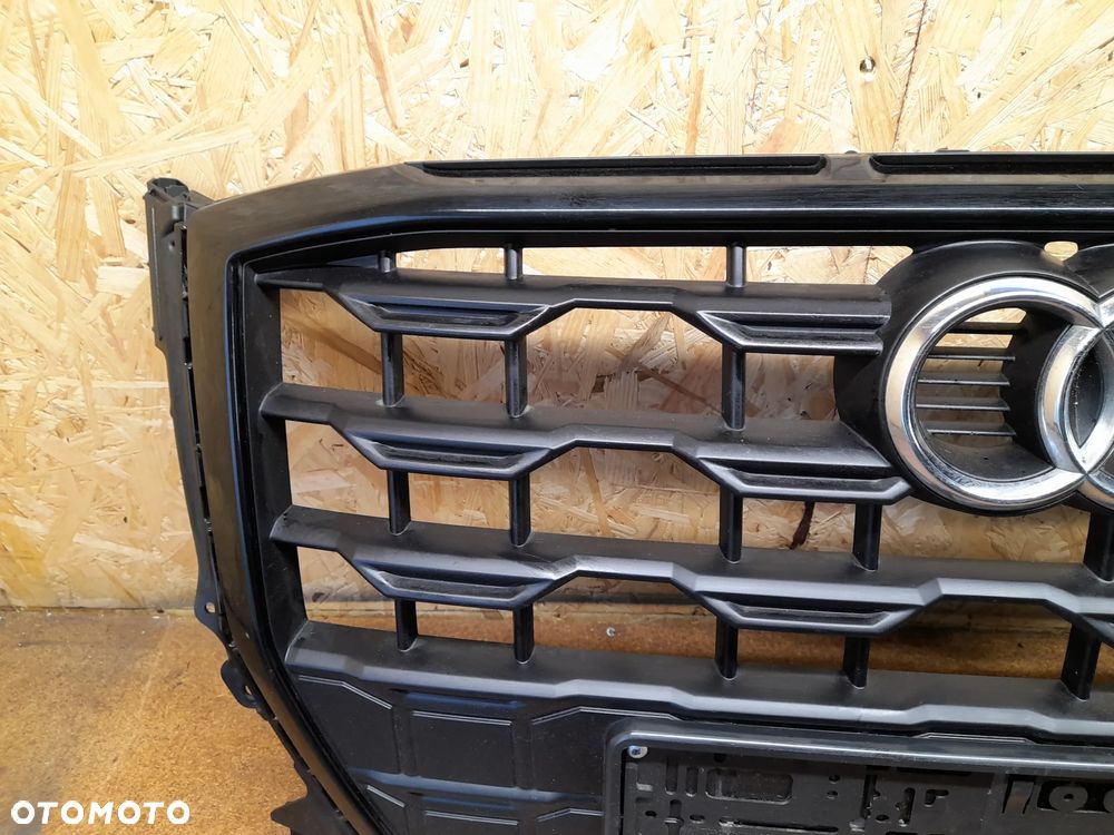 AUDI Q2 81A GRILL ATRAPA CHŁODNICY 81A853651H - 2