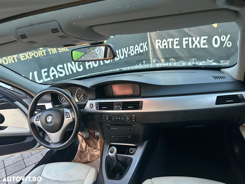 BMW Seria 3 320i - 6