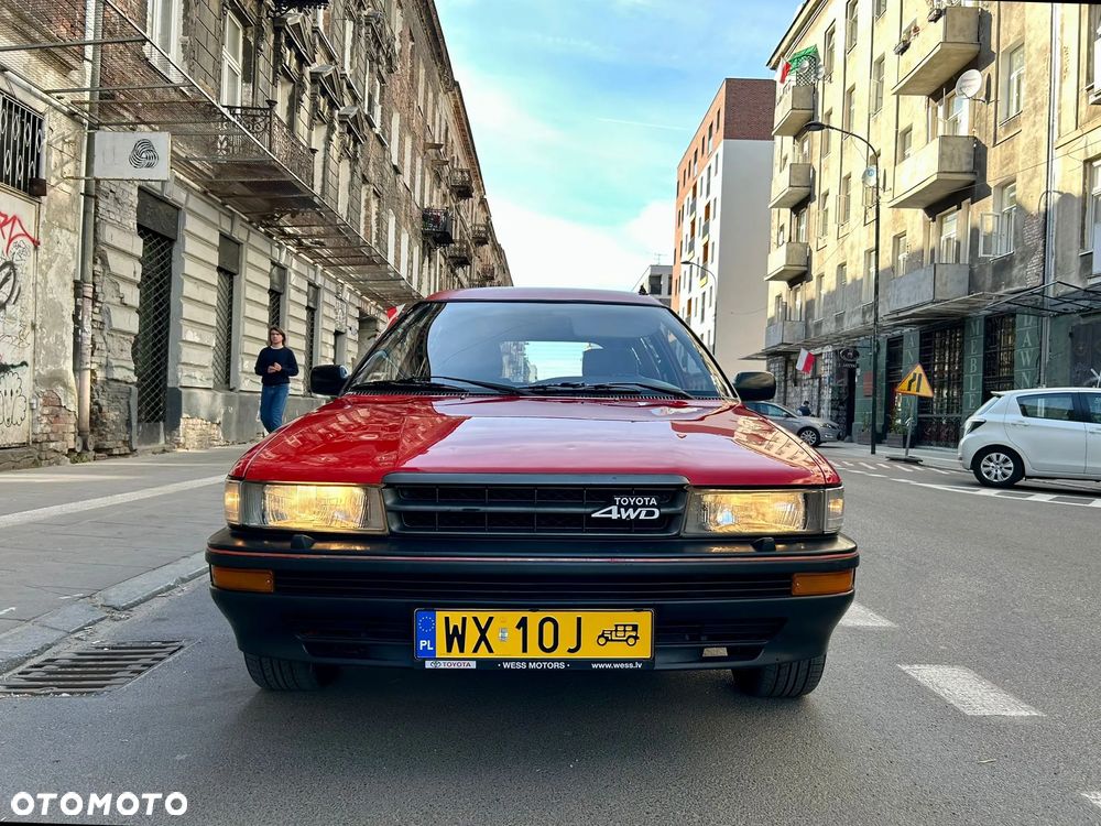 Toyota Corolla 1.6 Si - 12
