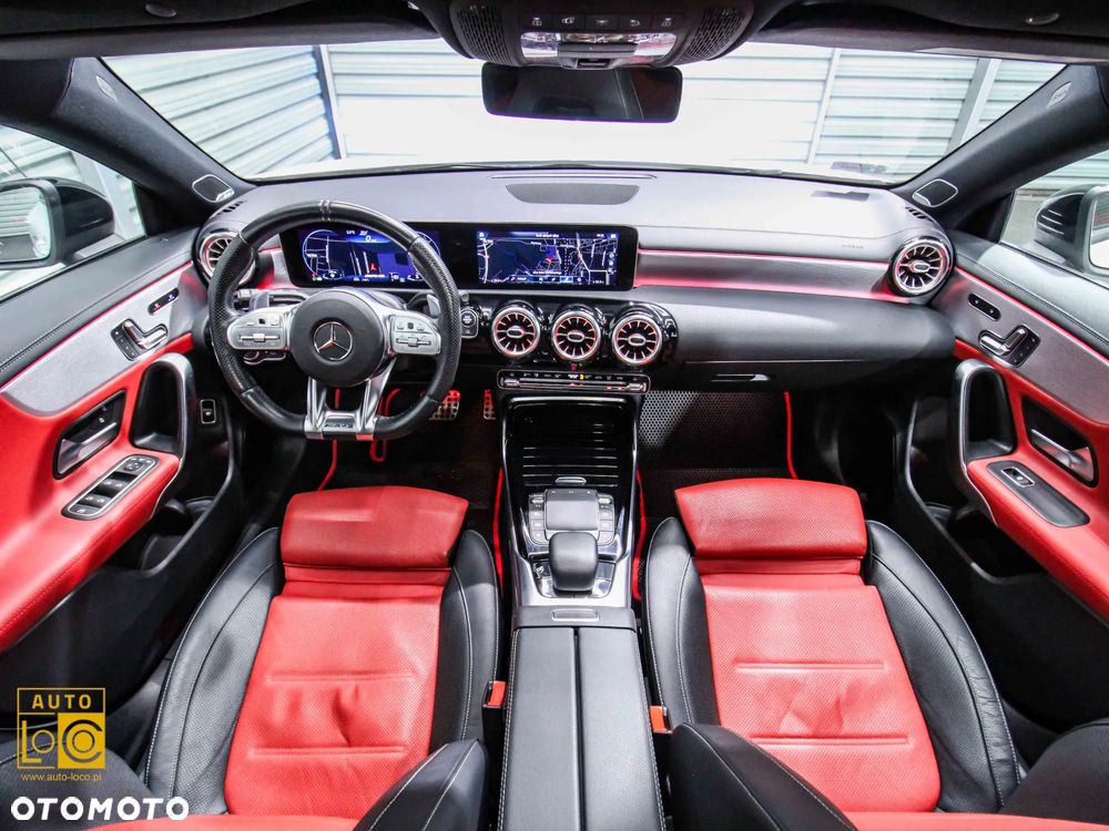 Mercedes-Benz CLA - 5