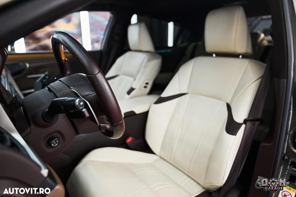 Lexus Seria ES ver-300h-luxury - 18