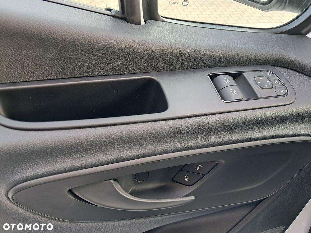 Mercedes-Benz Sprinter - 19