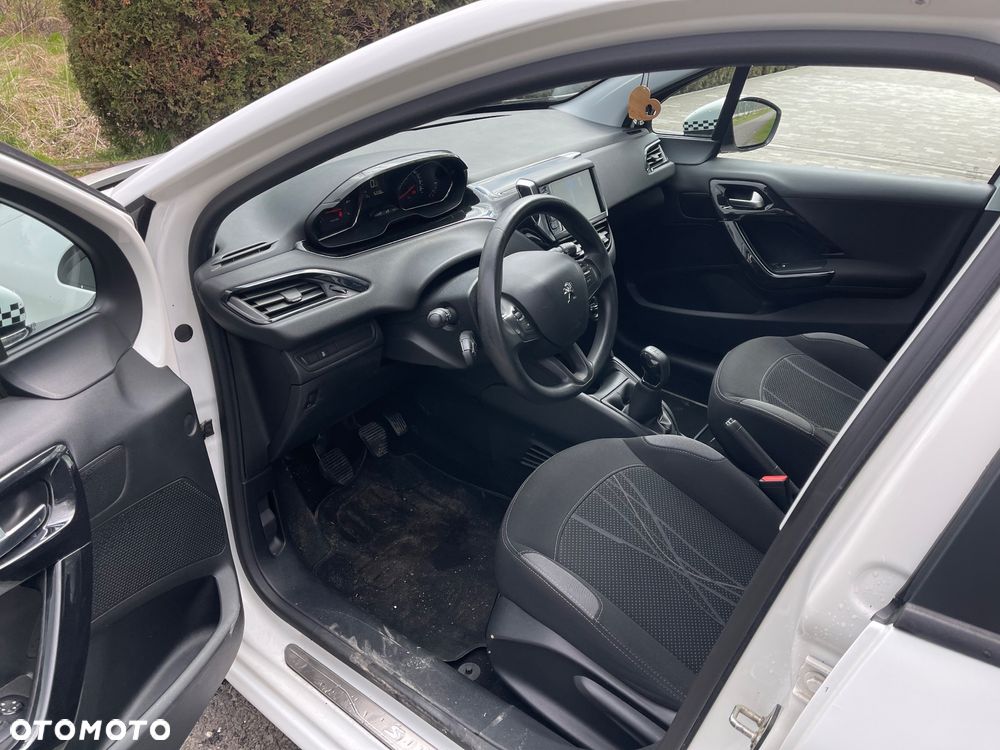 Peugeot 208 PureTech 68 Access - 9