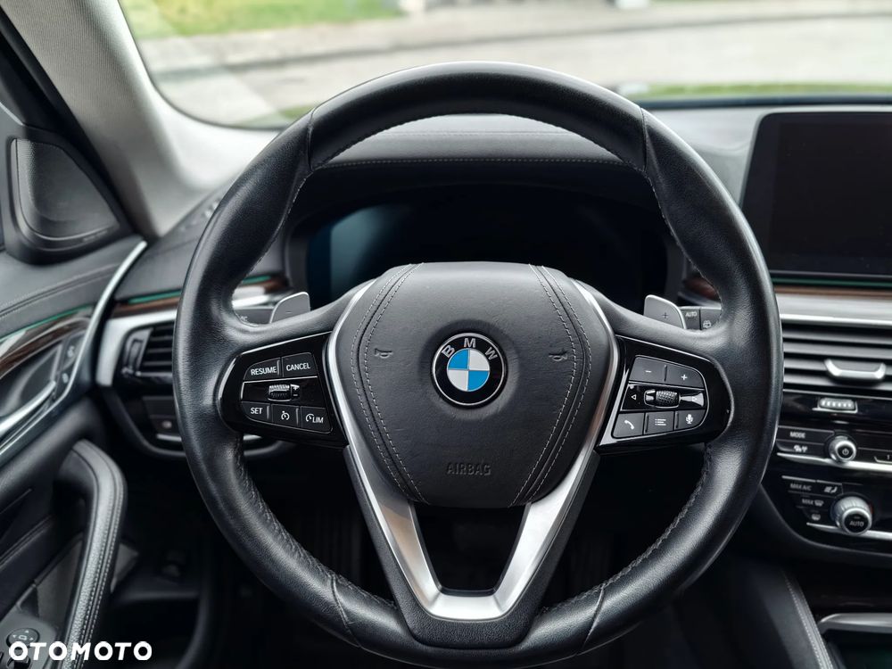 BMW Seria 5 540d xDrive Luxury Line - 11