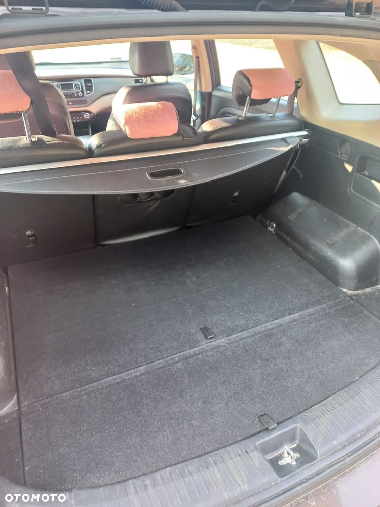 Kia Carens 1.6 GDI M - 17