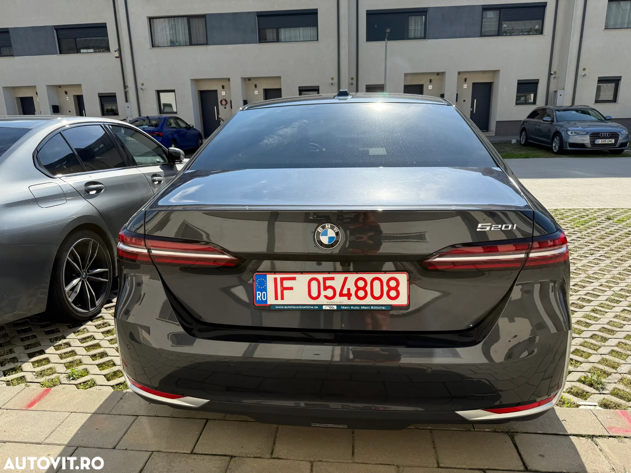 BMW Seria 5 520i Aut. - 30