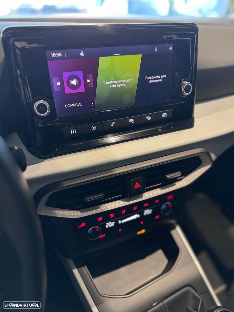 SEAT Arona 1.0 TSI Style - 32