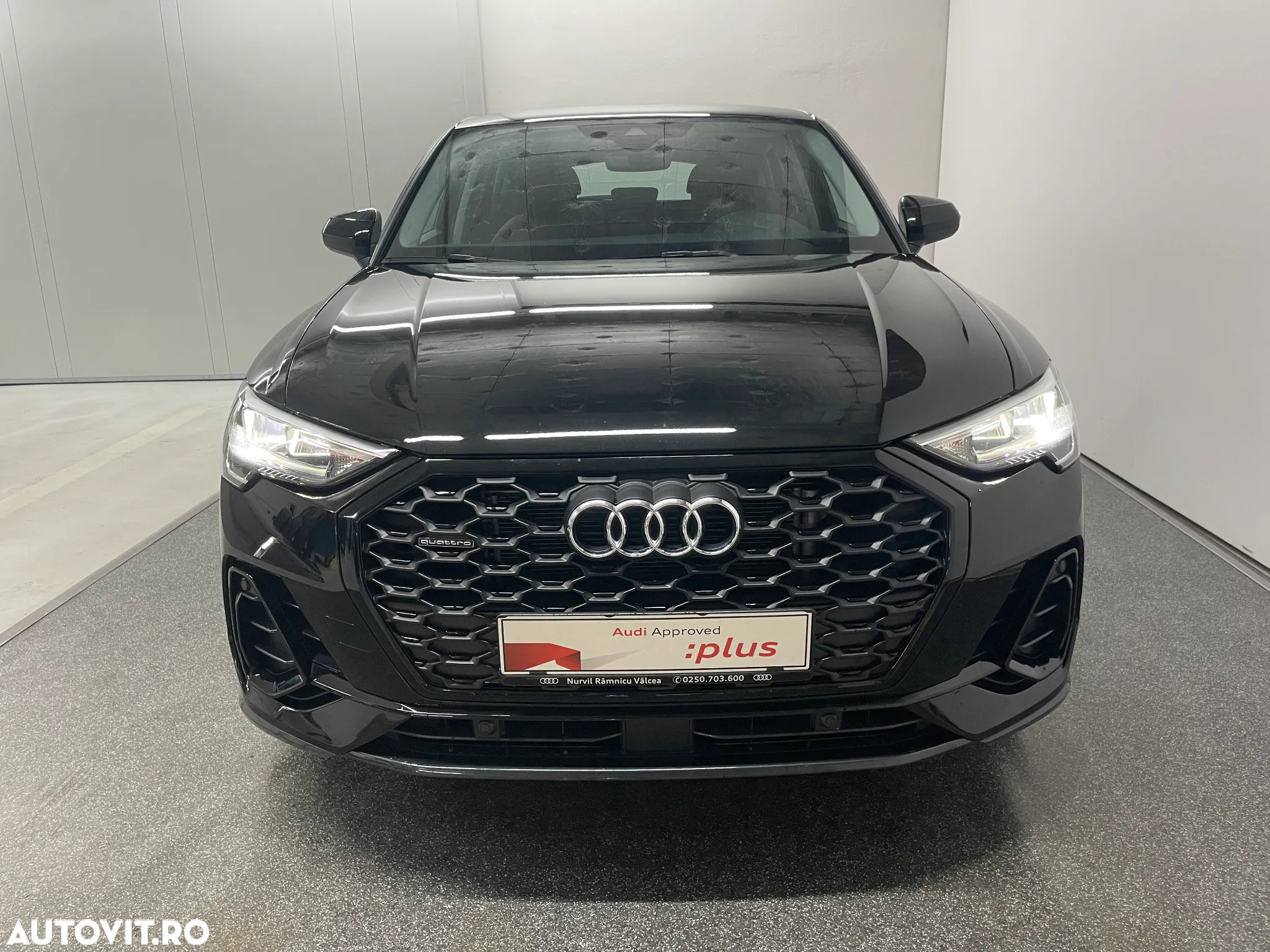Audi Q3 2.0 45 TFSI S tronic quattro S Line - 8