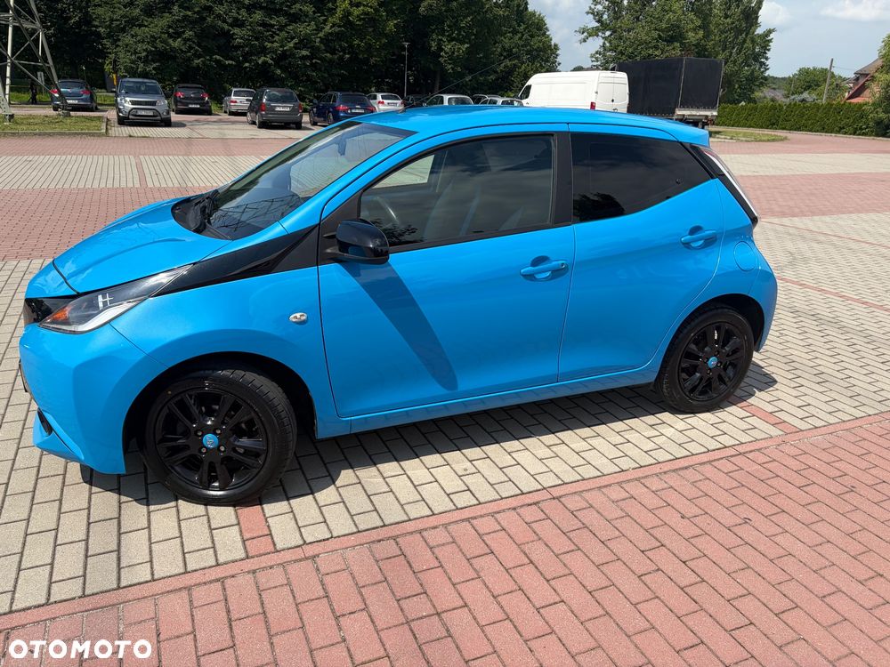 Toyota Aygo x-play Eco - 23