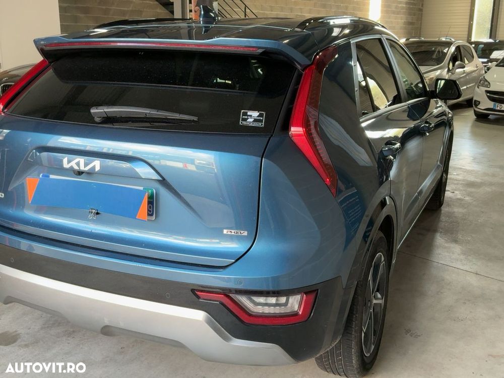 Kia Niro 1.6 GDI PHEV 2WD OPF Aut. Spirit - 4