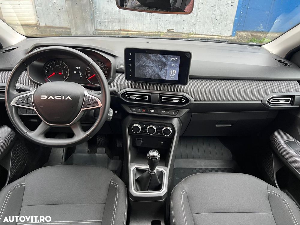 Dacia Logan TCe 90 MT6 Journey - 11