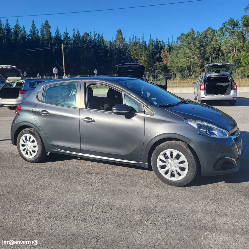Peugeot 208 68 VTI Active - 10