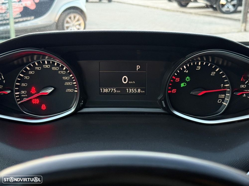 Peugeot 308 SW 1.5 BlueHDi Style EAT8 - 13
