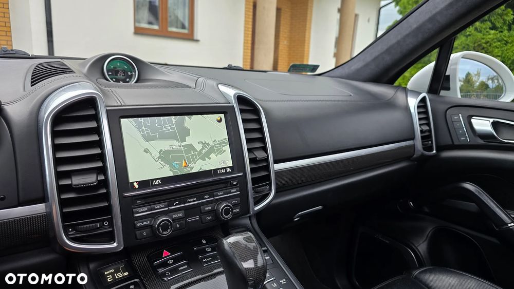 Porsche Cayenne Turbo - 31