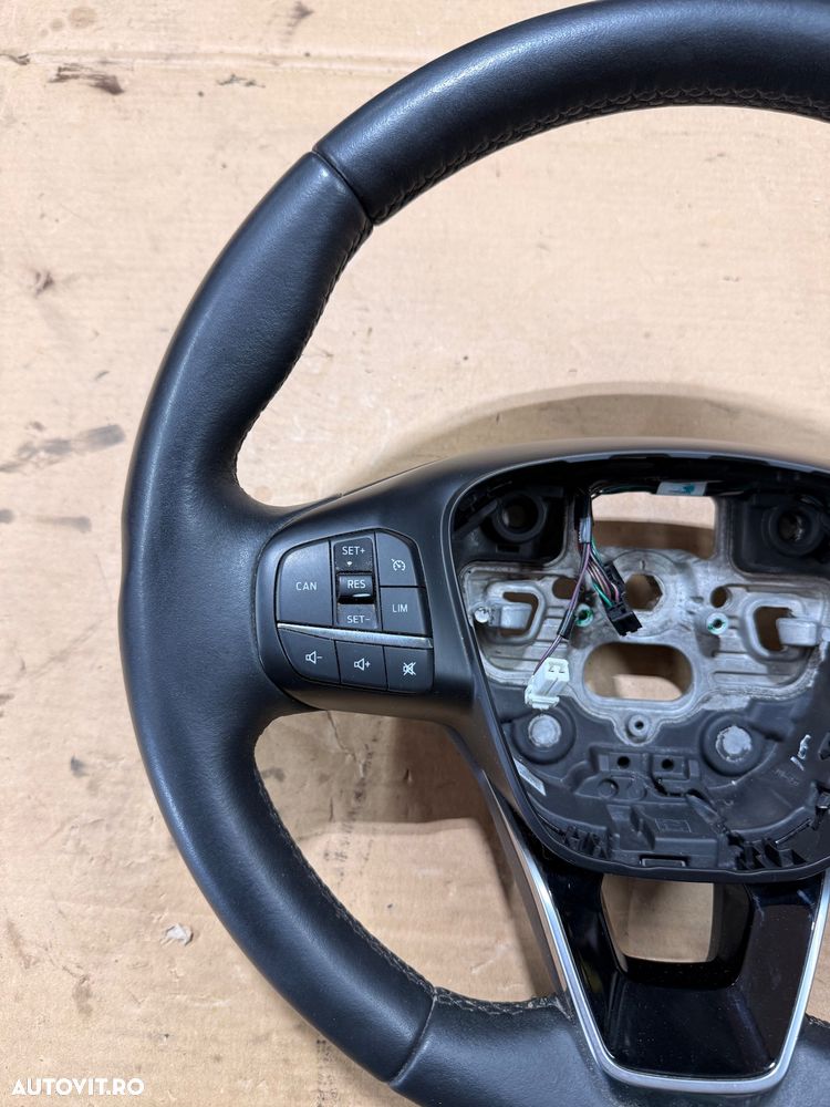 Volan piele cu comenzi FORD FOCUS MK4 an 2018-2025 uzura minima - 3