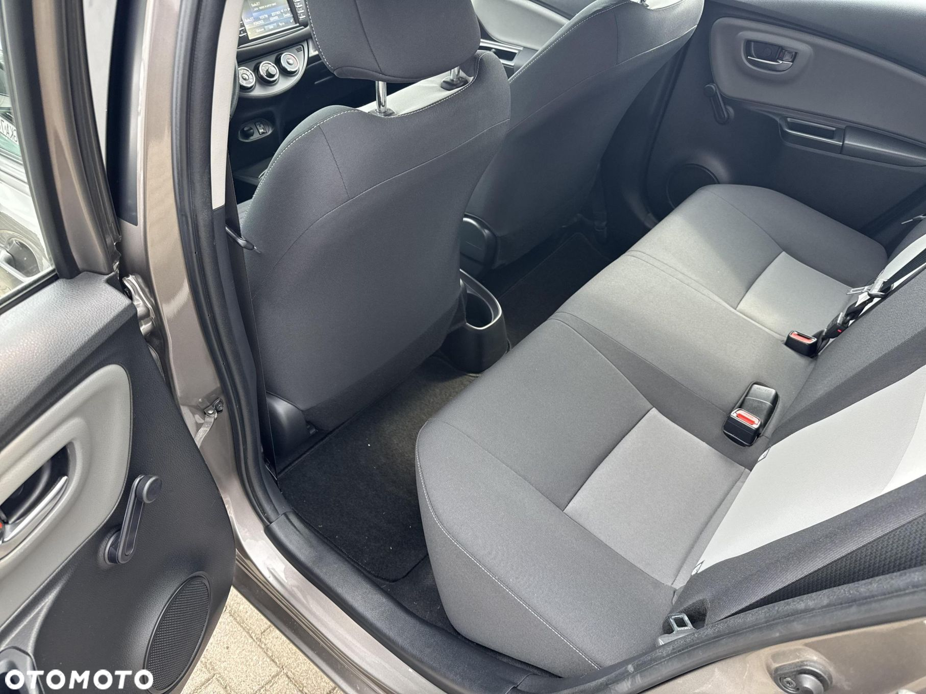 Toyota Yaris - 11