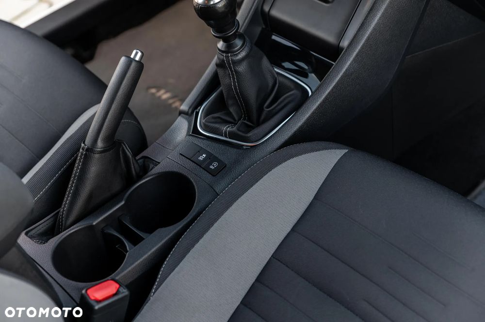 Toyota Auris 1.2 T Dynamic - 29