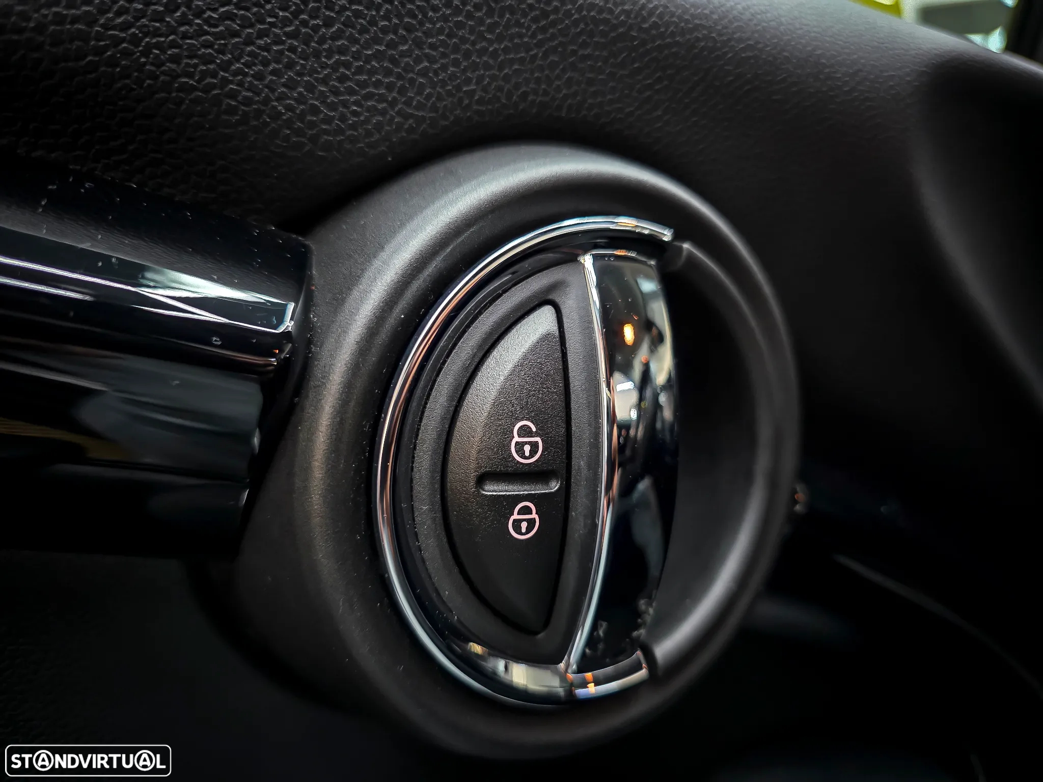 MINI 3 Portas Cooper SE - 30