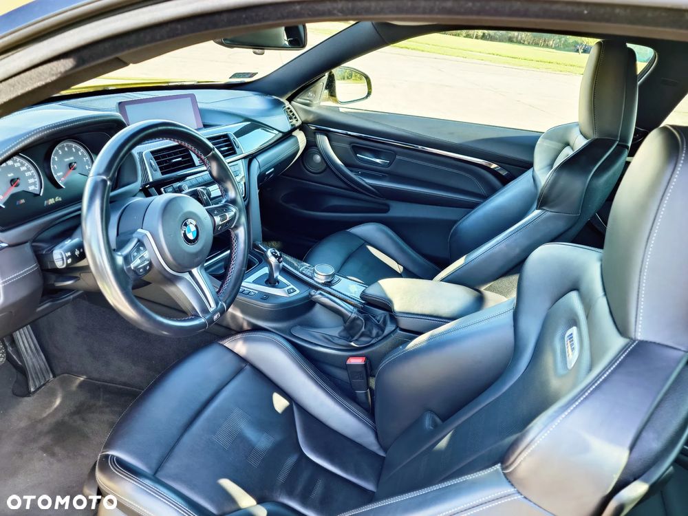 BMW M4 DKG Competition - 9