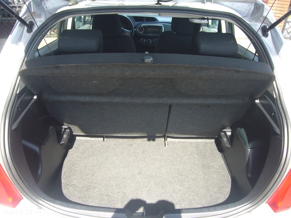 Toyota Yaris - 19