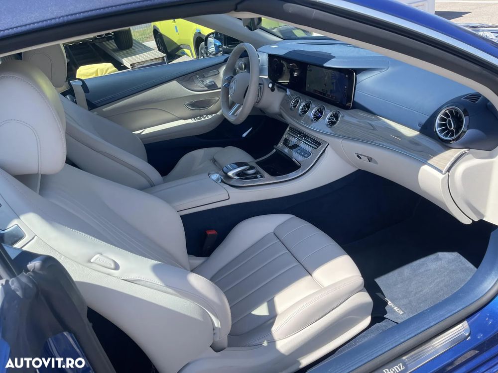 Mercedes-Benz E 450 4MATIC Cabrio MHEV - 29