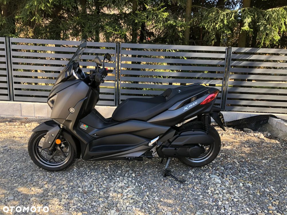 Yamaha X-max - 5