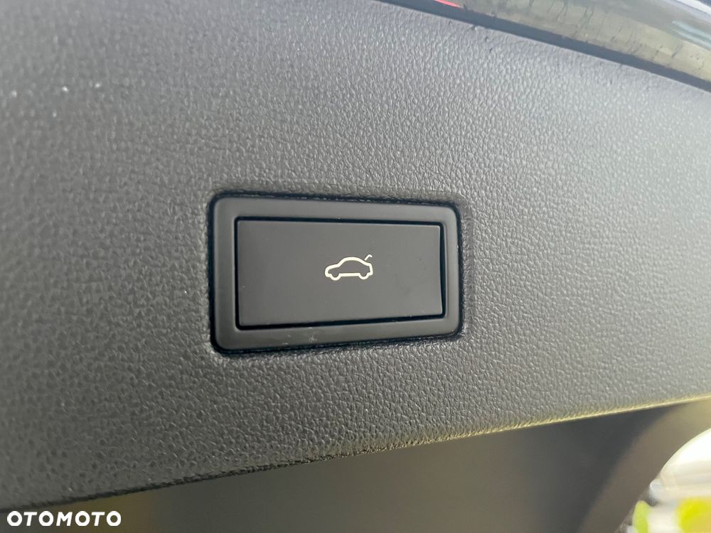 Volkswagen T-Roc 2.0 TDI SCR DSG R-Line - 34