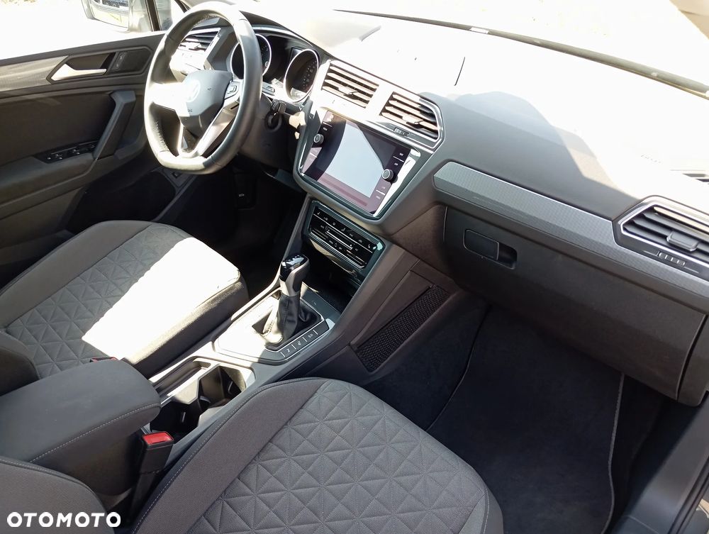 Volkswagen Tiguan - 21