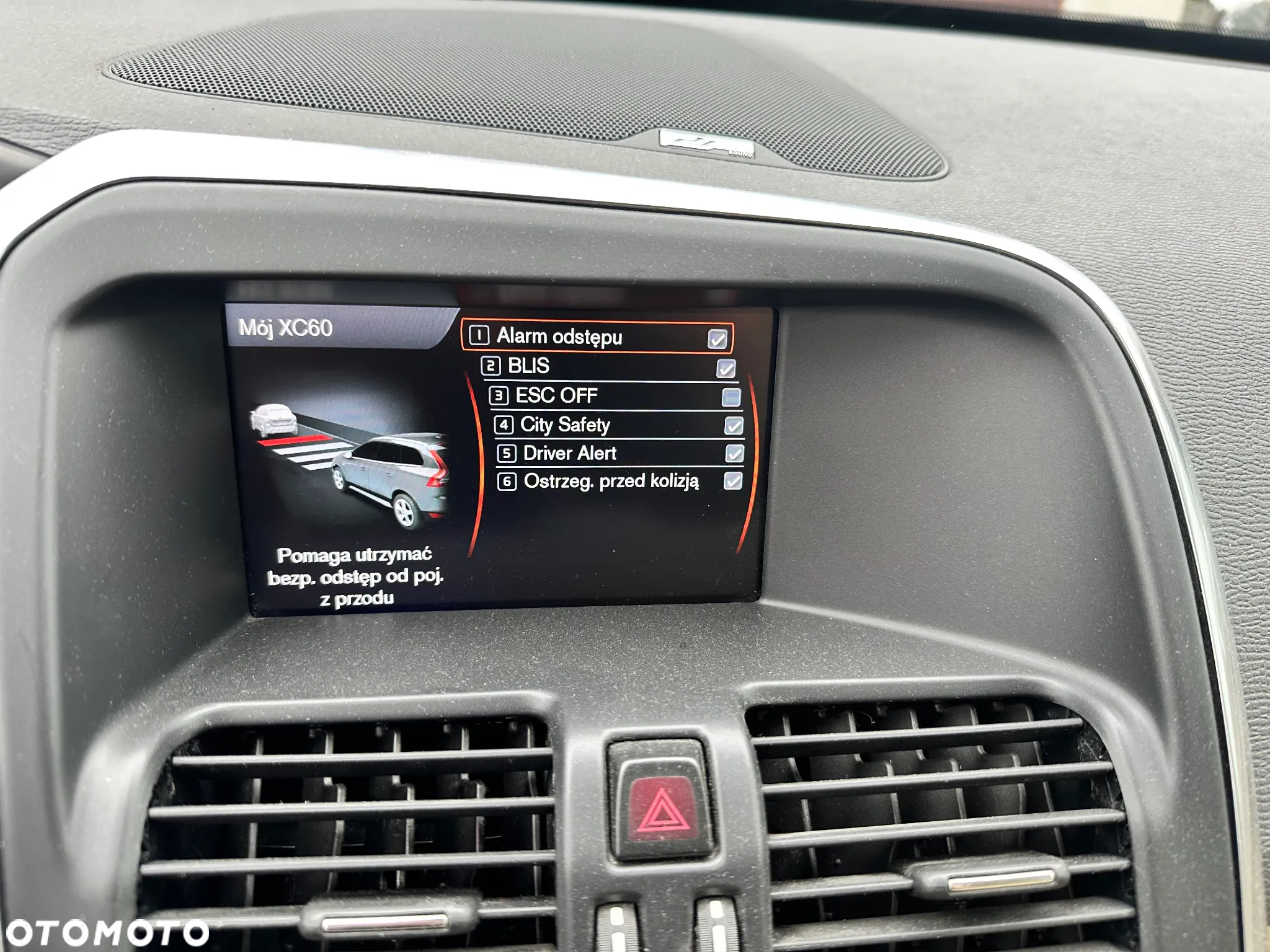 Volvo XC 60 - 16