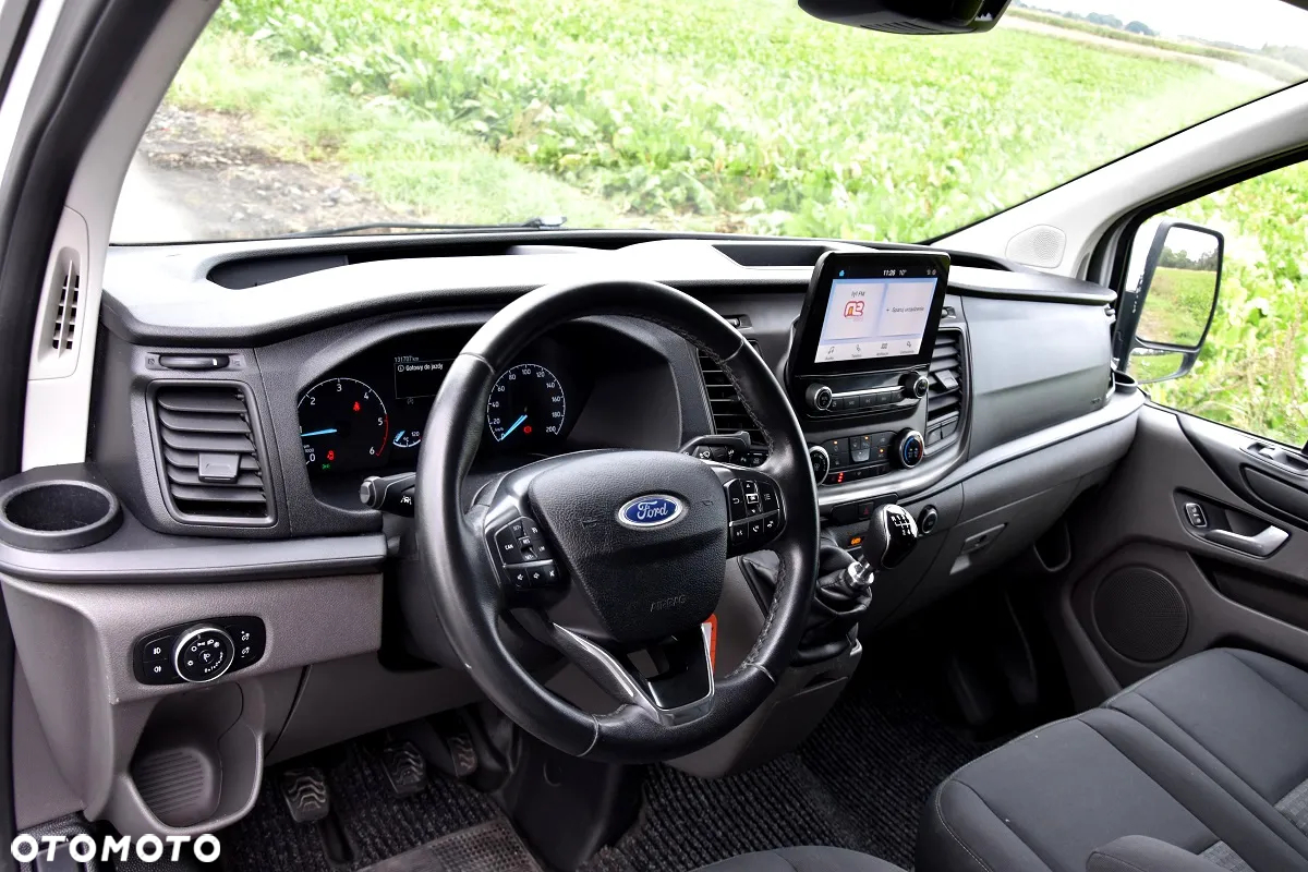 Ford TRANSIT CUSTOM 300 L2H1 - 23
