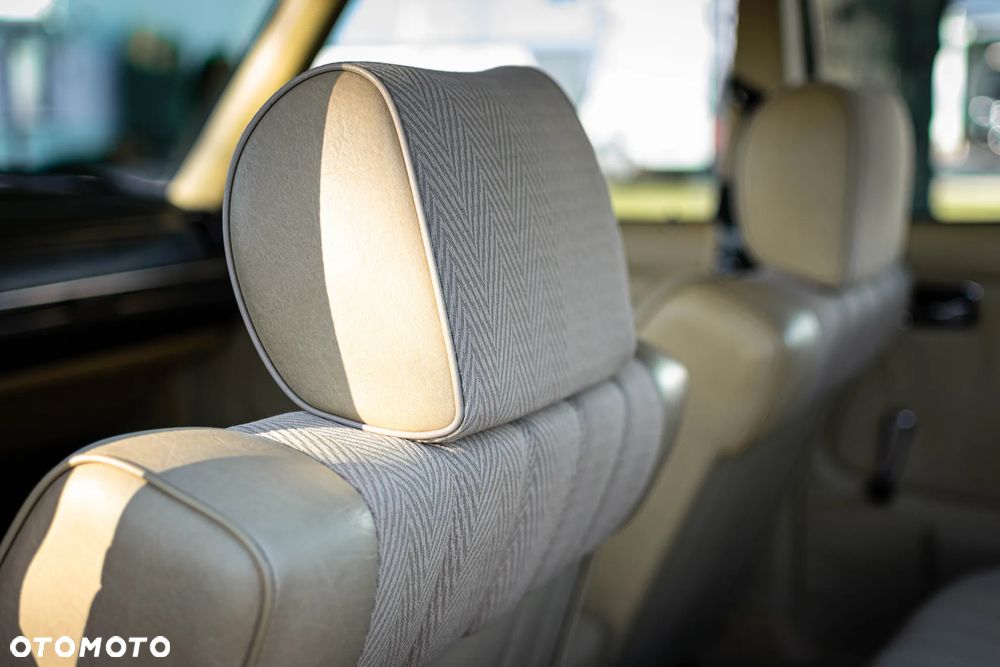 Mercedes-Benz W123 - 28